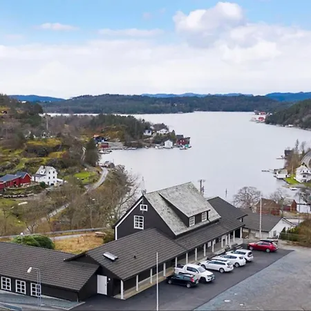 Hostel Siggjo Bomlo And Stord